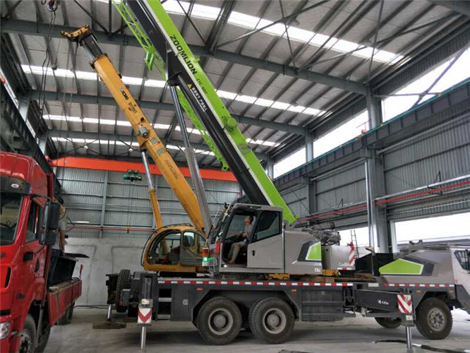 蒙城县高空车出租需要注意哪些安全事项？